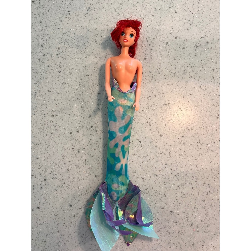 Mattel Disney The Little Mermaid‎ Swimming Ariel Doll Vintage 1997